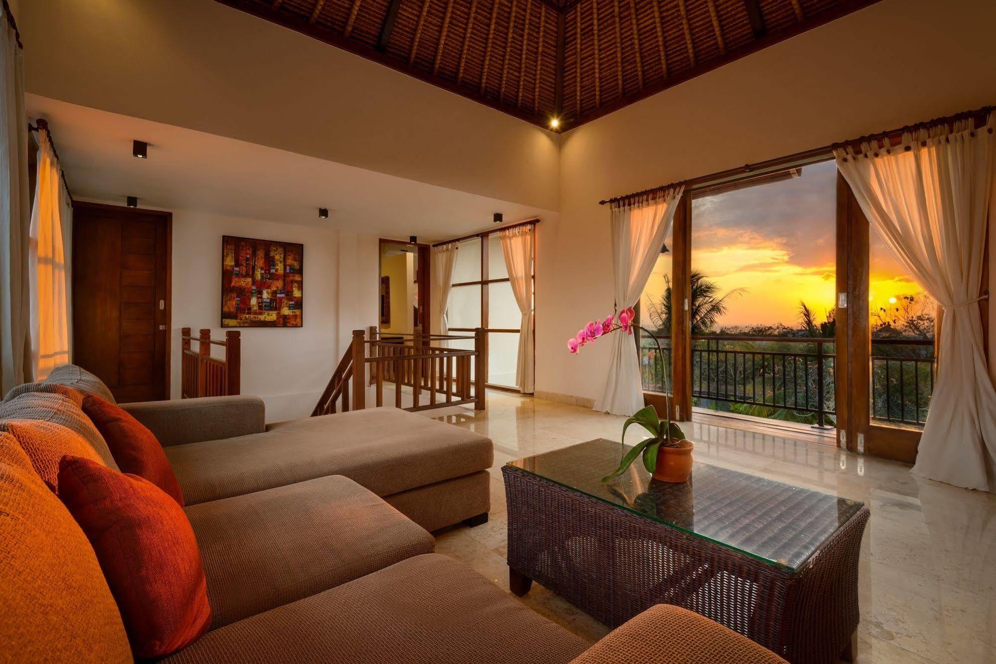 Adinda Balangan Beach Villa Jimbaran Exterior foto