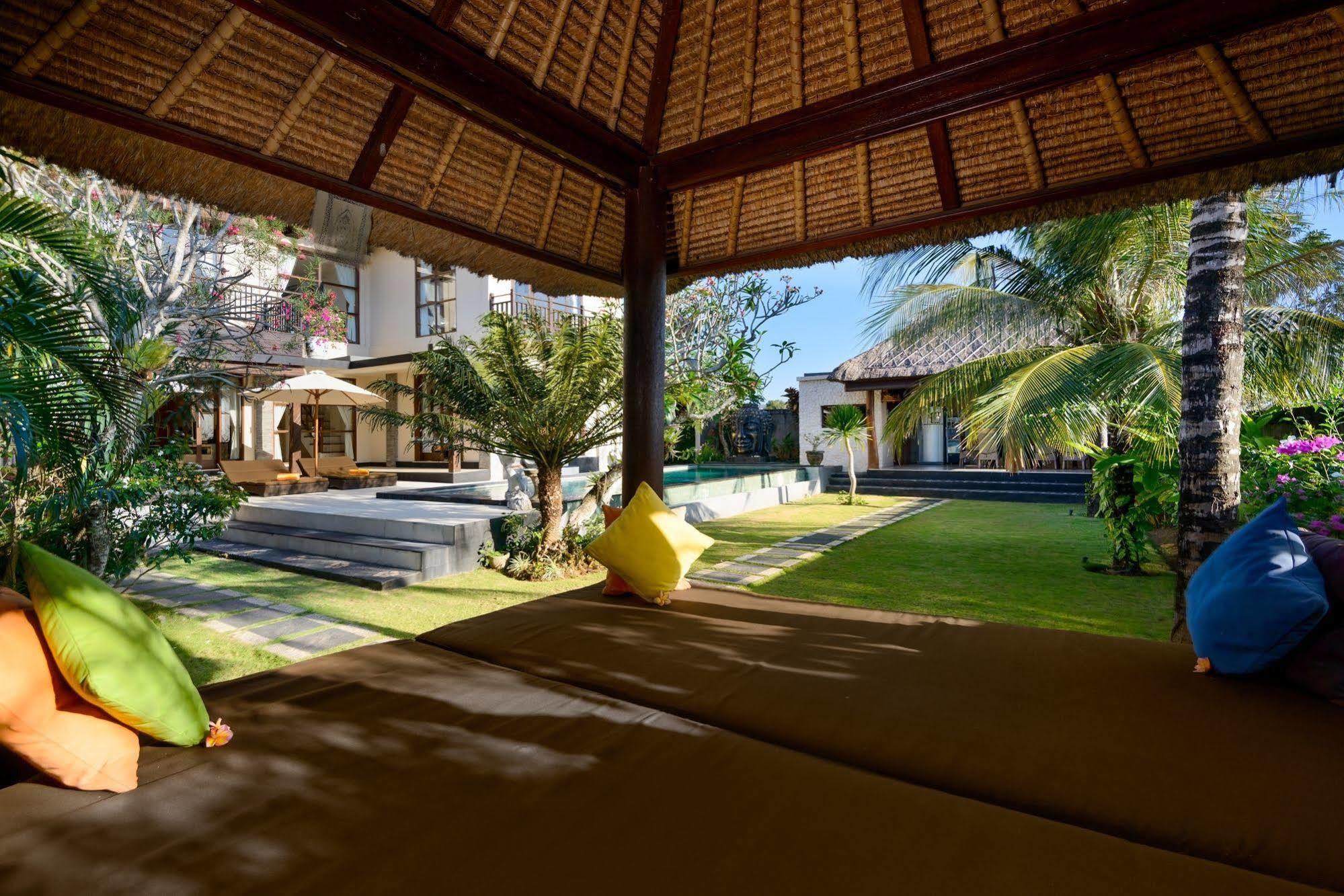 Adinda Balangan Beach Villa Jimbaran Exterior foto